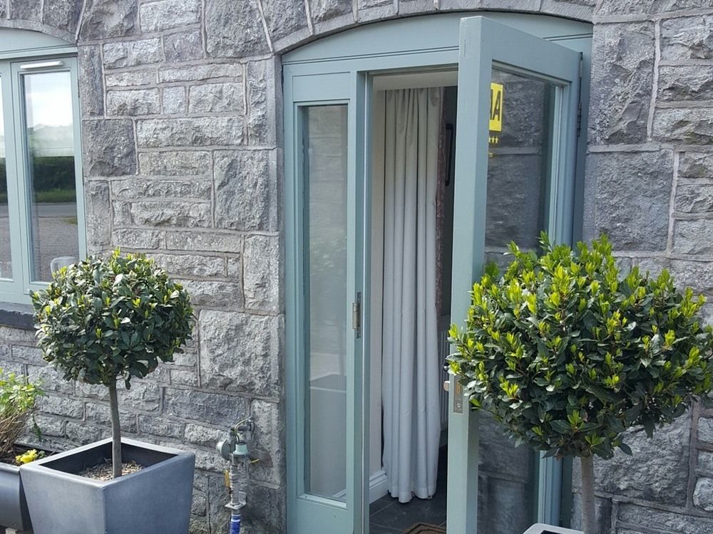 The Natterjack Inn Ditcheat Exterior photo